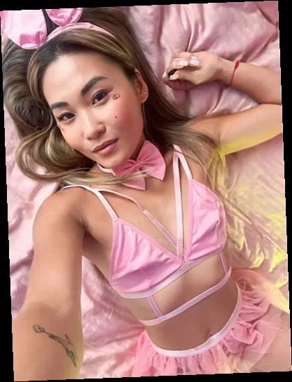 Yunari Sin Alternative Nurse Profile